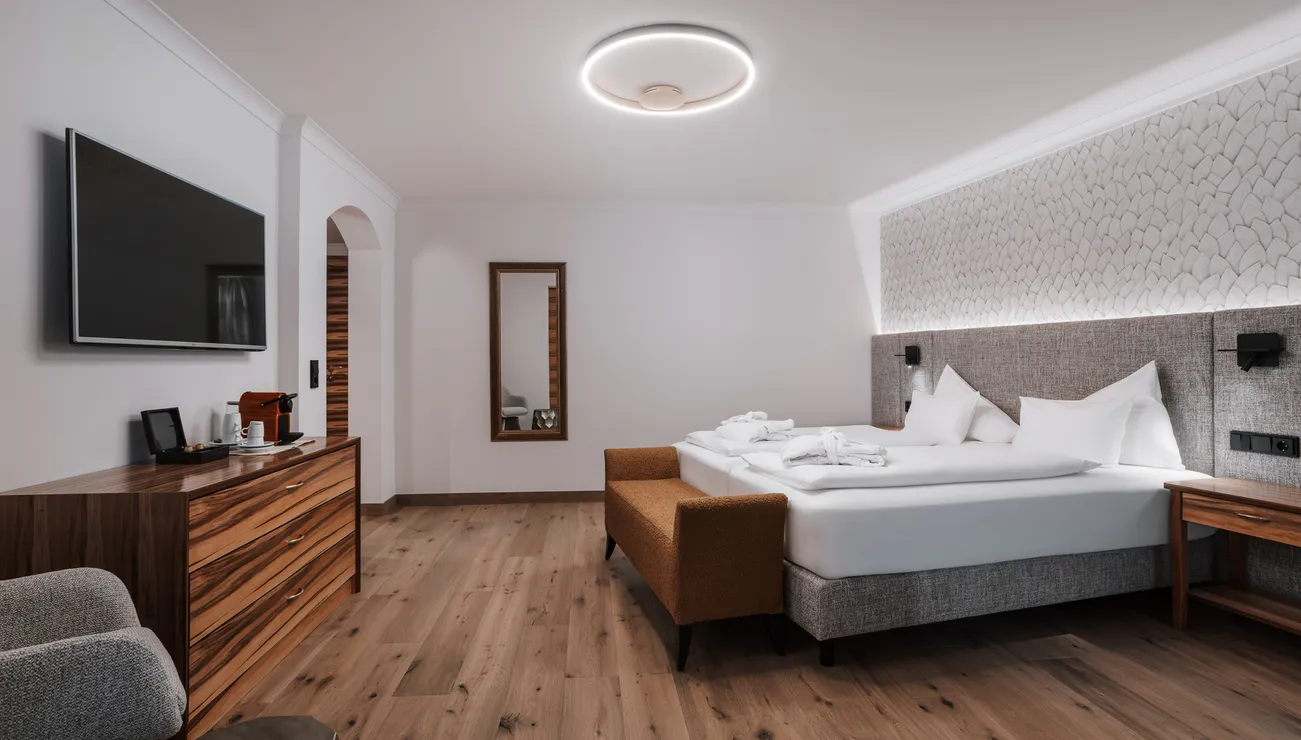 großzügige Suite „Superior“ im Hotel das Neuhaus